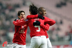 The scorers in Guangzhou's 5-1 win in Jeonju celebrate.