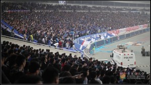 Strong Support: The Nanjing Olympic Sports Centre usually has huge attendances for important matches