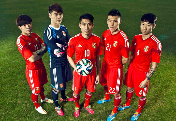 China will debut their new kit in Dubai