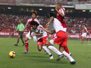 Kuwait SC on the attack in a packed Hong Kong Stadium