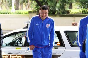 37-year-old Jiang Kun will continue playing next season with Qingdao Huanghai