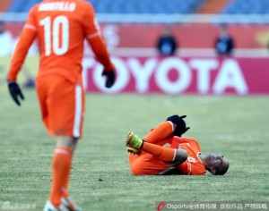 Ouch: Diego Tardelli suffers the injury which kept him out of action for over a month