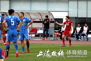 Tobias Hysén celebrates putting Shanghai 2-0 up after an excellent long range curled finish.