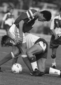 A more hirsute Zinedine Zidane at the 1991 Toulon Tournament 