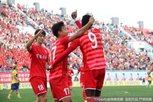 Yanbian's Steve (9) celebrates his neat finish