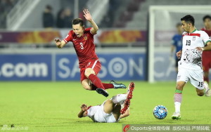 Shijiazhuang's new permanent signing Mi Haolun wins a penalty during an otherwise poor AFC under-23 Championship